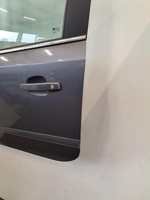 Image Porte avant gauche - OPEL ASTRA H