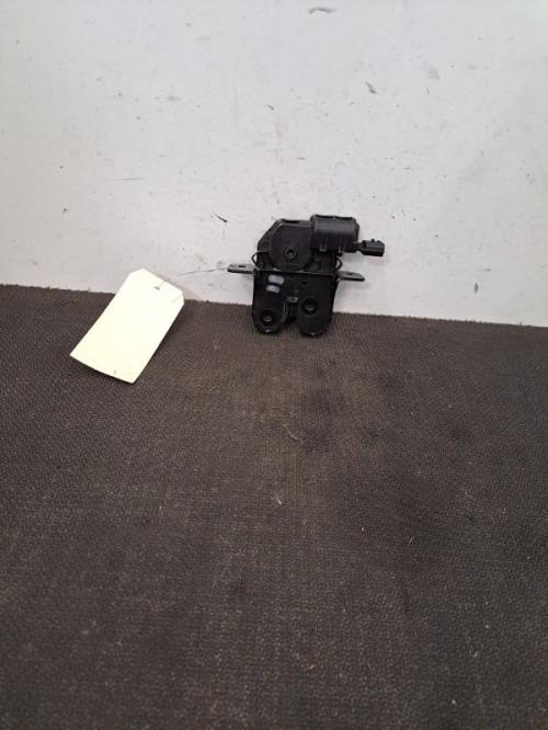 Image Serrure de hayon - RENAULT CLIO 4
