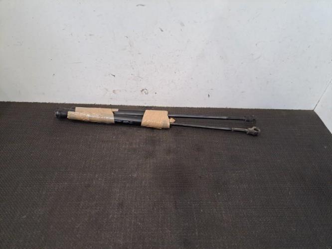 Image Verin de coffre - RENAULT CLIO 4