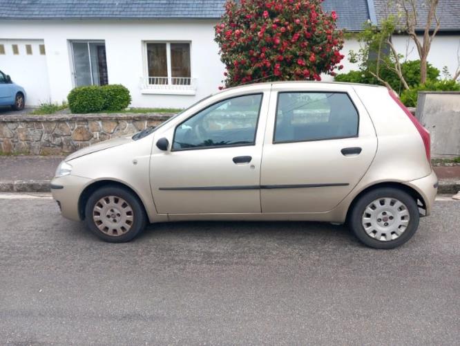 Image Capot - FIAT PUNTO 2