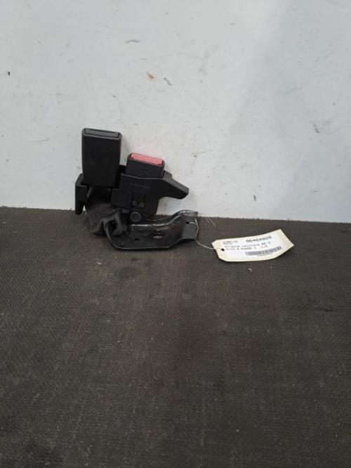 Image Attache ceinture arriere gauche - RENAULT CLIO 3