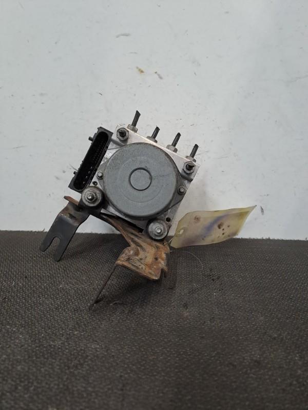 Bloc ABS (freins anti-blocage) RENAULT CLIO 3 PHASE 1 Essence - 1