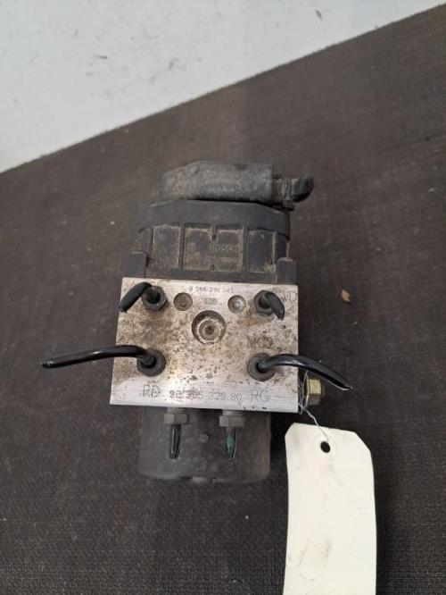 Image Bloc ABS (freins anti-blocage) - PEUGEOT 406