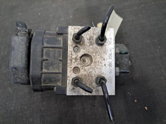 Image Bloc ABS (freins anti-blocage) - PEUGEOT 406