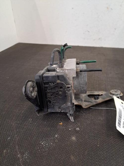 Image Bloc ABS (freins anti-blocage) - RENAULT MEGANE 2