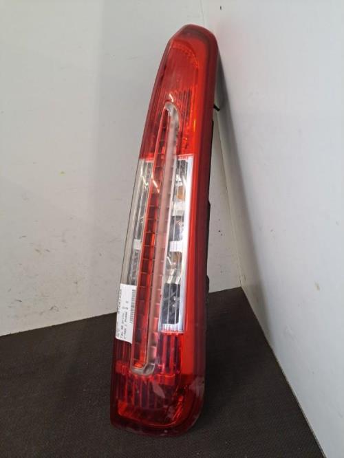 Image Feu arriere principal droit (feux) - FORD C-MAX 1