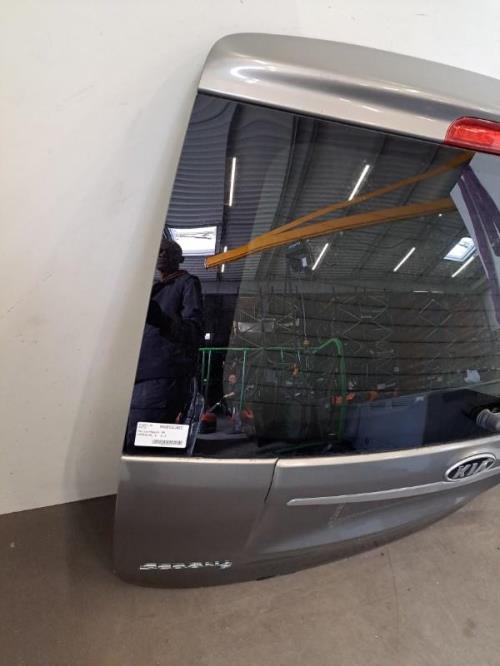 Image Malle/Hayon arriere - KIA CARNIVAL 2