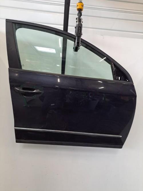 Image Porte avant droit - VOLKSWAGEN PASSAT 5
