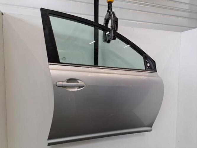 Image Porte avant droit - TOYOTA AVENSIS 2