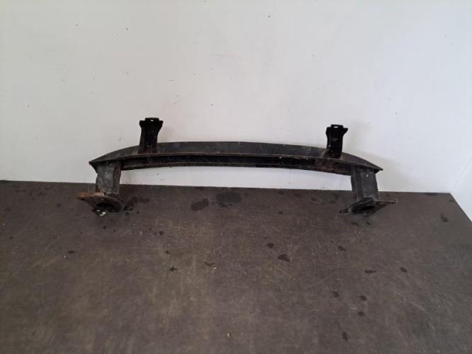 Image Renfort pare choc avant (traverse) - VOLKSWAGEN PASSAT 5