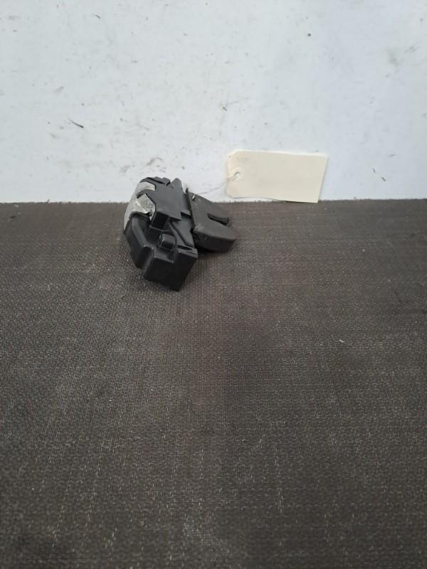 Serrure de coffre CITROEN C5 2 Diesel - 1