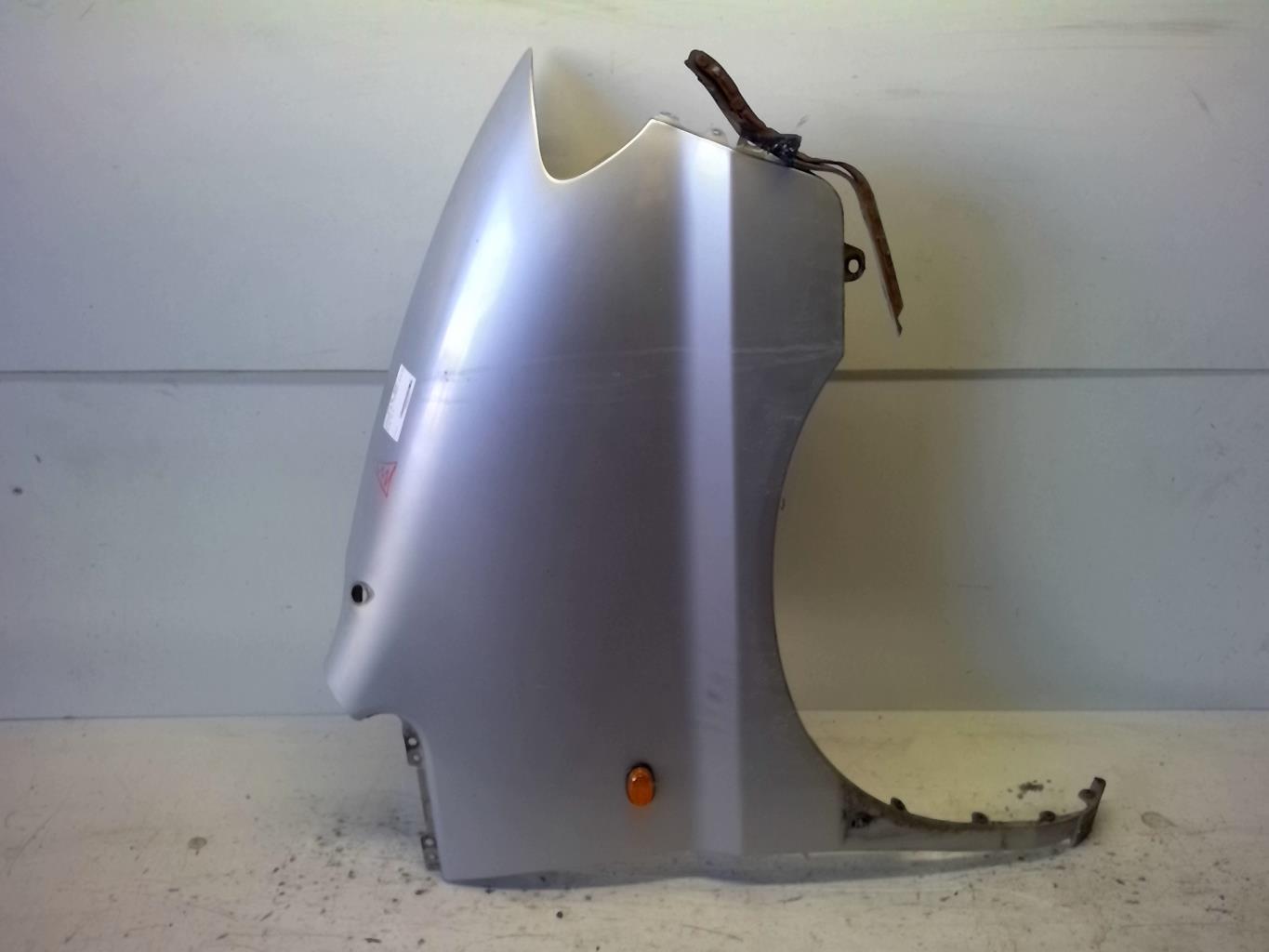 Aile avant droit HYUNDAI SATELLITE 1 PHASE 1 Diesel - 1