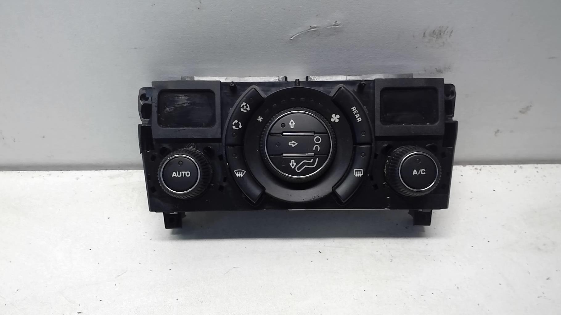 Commande chauffage PEUGEOT 5008 1 PHASE 1 Diesel - 1