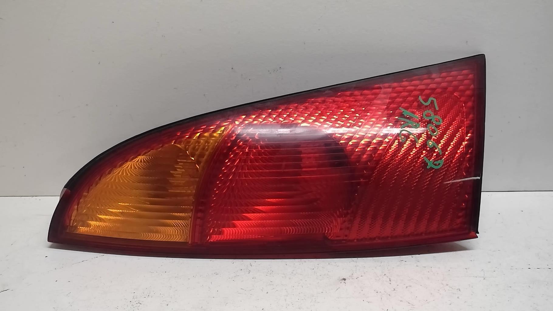 Feu arriere principal gauche (feux) FORD FOCUS 1 Diesel - 1