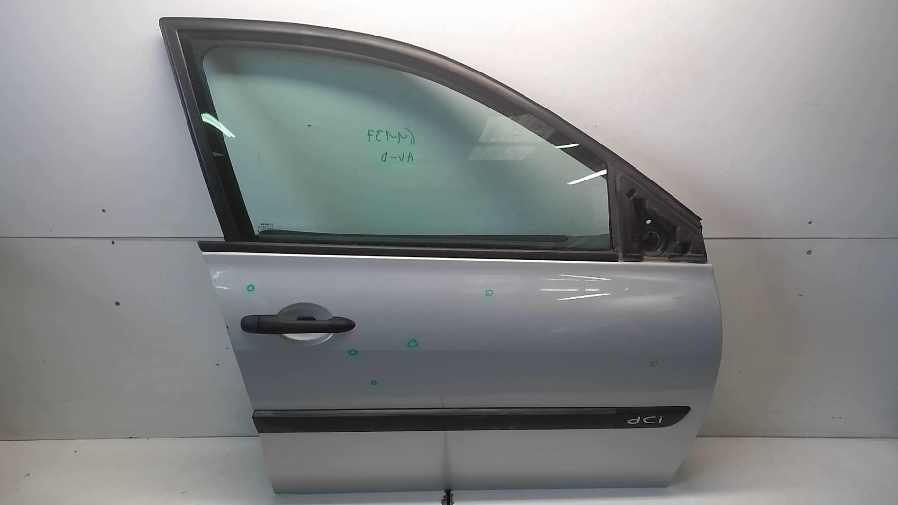 Porte avant droit RENAULT MEGANE 2 PHASE 1 BREAK Diesel - 1