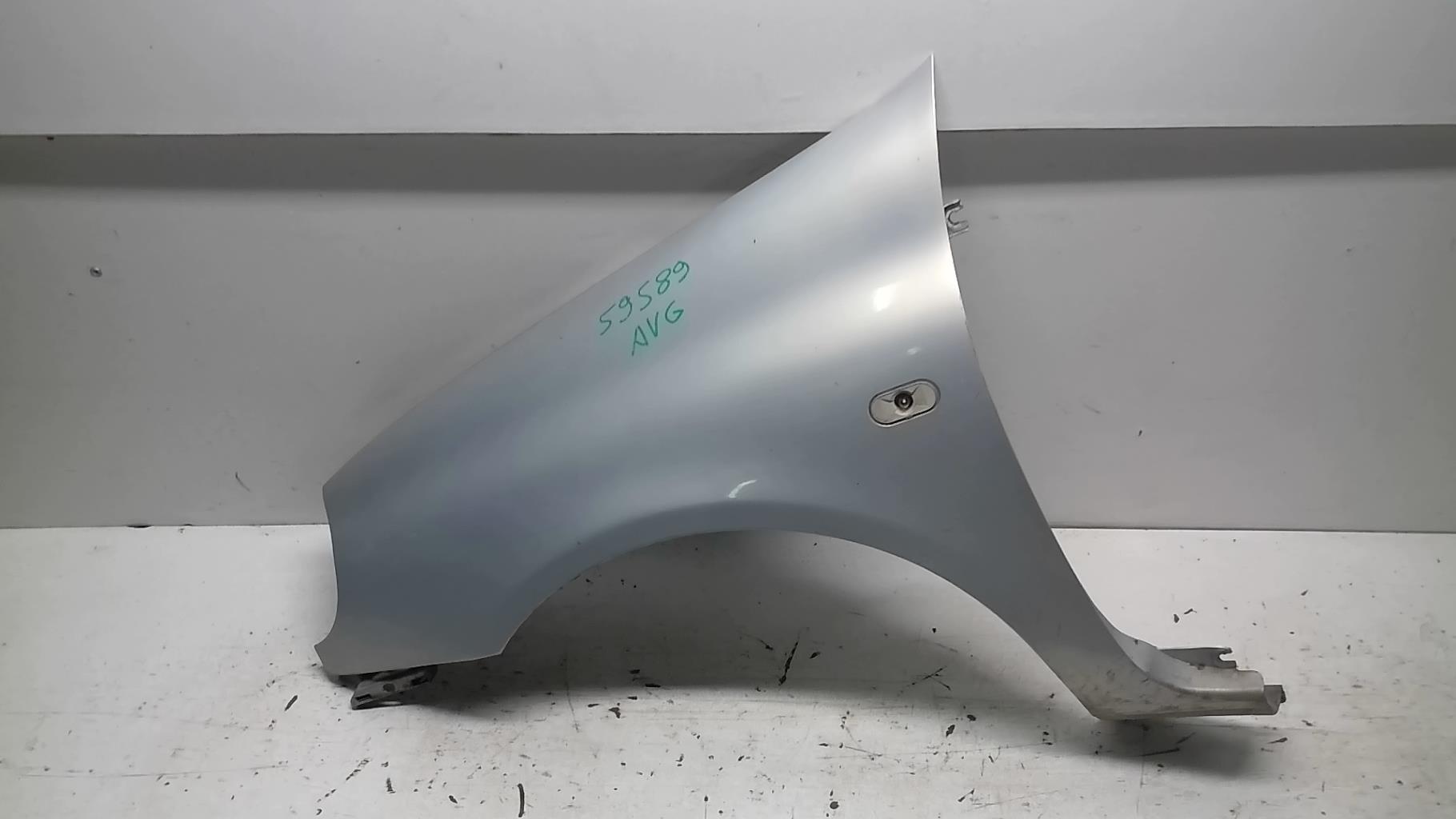 Aile avant gauche RENAULT CLIO 2 PHASE 1 Diesel - 1