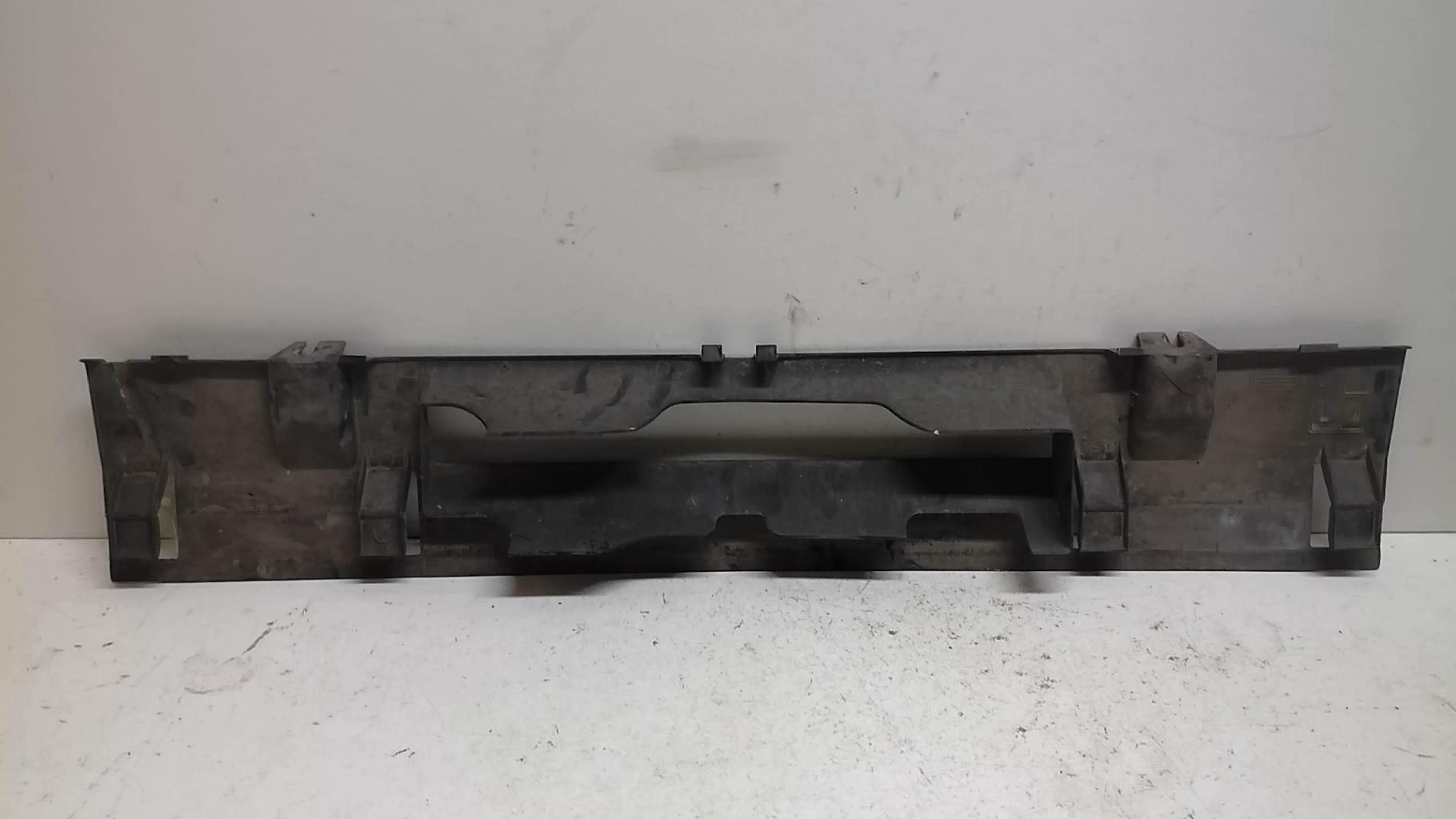 Cache sous moteur PORSCHE 911 4 996 COUPE Essence - 1