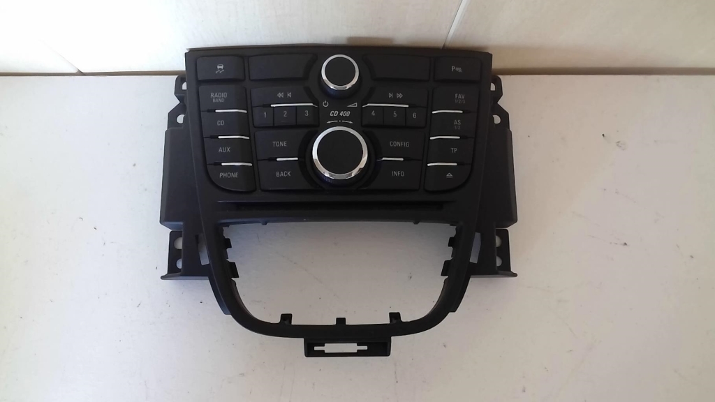Commande autoradio OPEL ASTRA J SPORTS TOURER PHASE 1 BREAK Diesel - 1