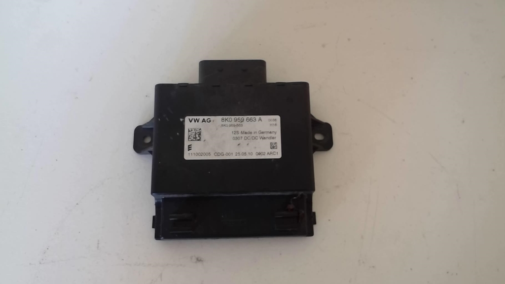 Stabilisateur module de tension VOLKSWAGEN PASSAT 5 BREAK Diesel - 1