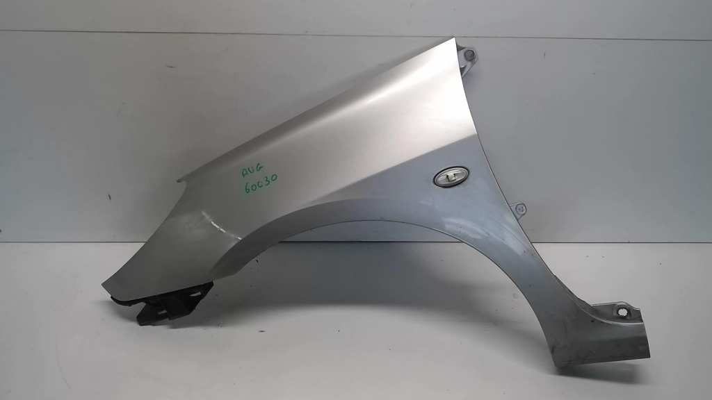 Aile avant gauche PEUGEOT 307 PHASE 2 BREAK Diesel - 1