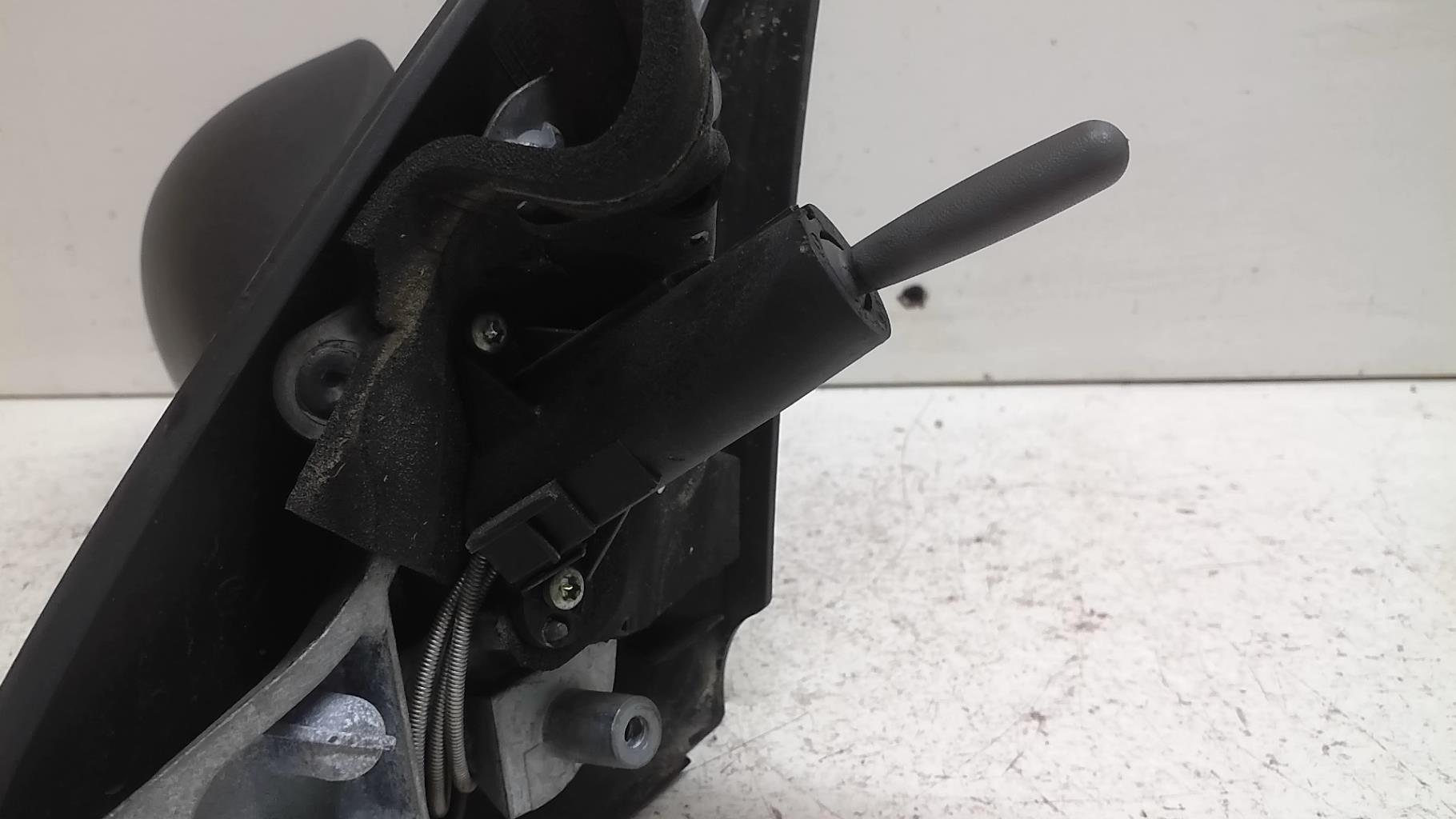 Retroviseur droit RENAULT CLIO 2 PHASE 1 Essence - 1