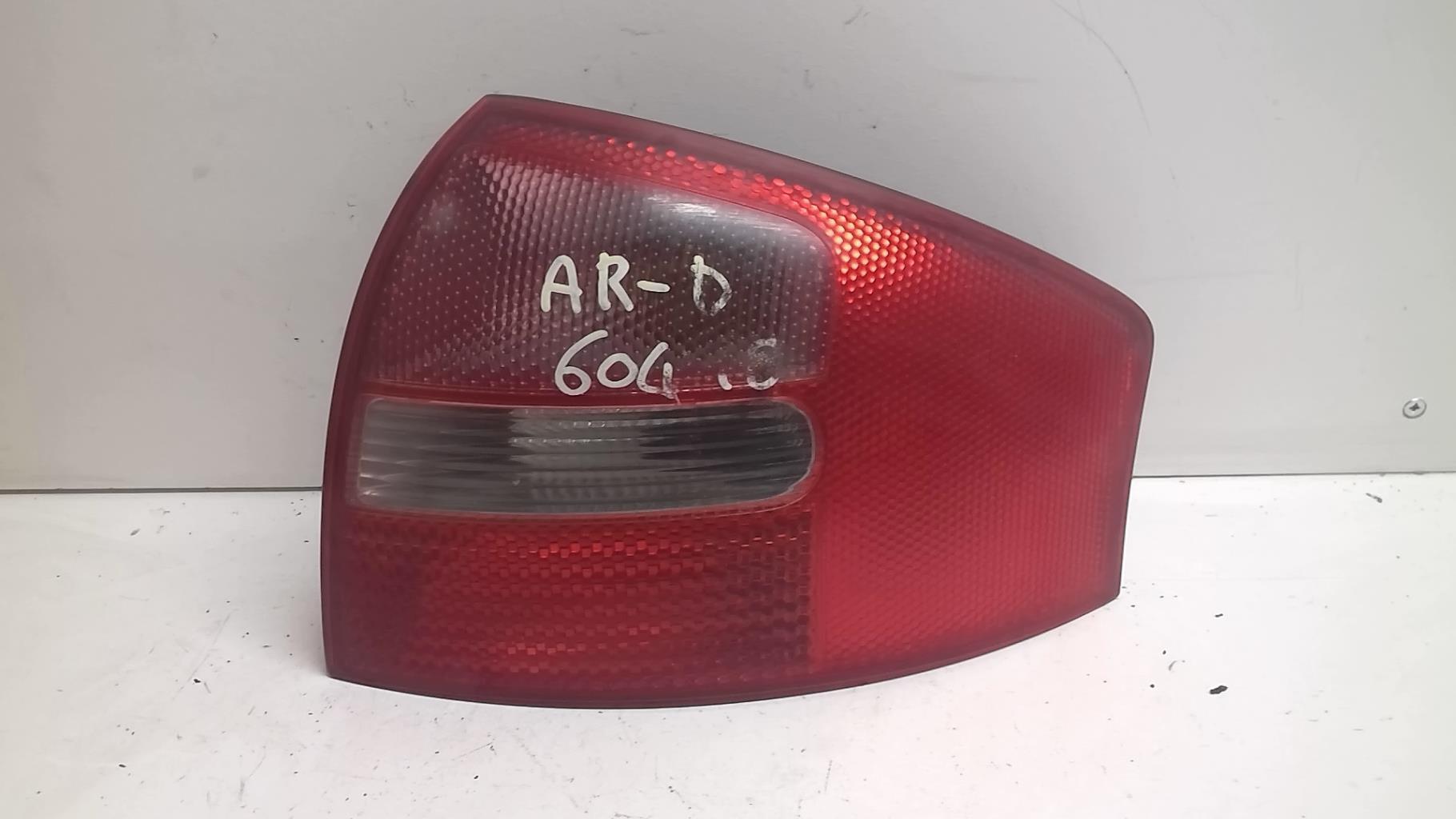 Feu arriere principal droit (feux) AUDI A6 2 PHASE 1 Diesel - 1
