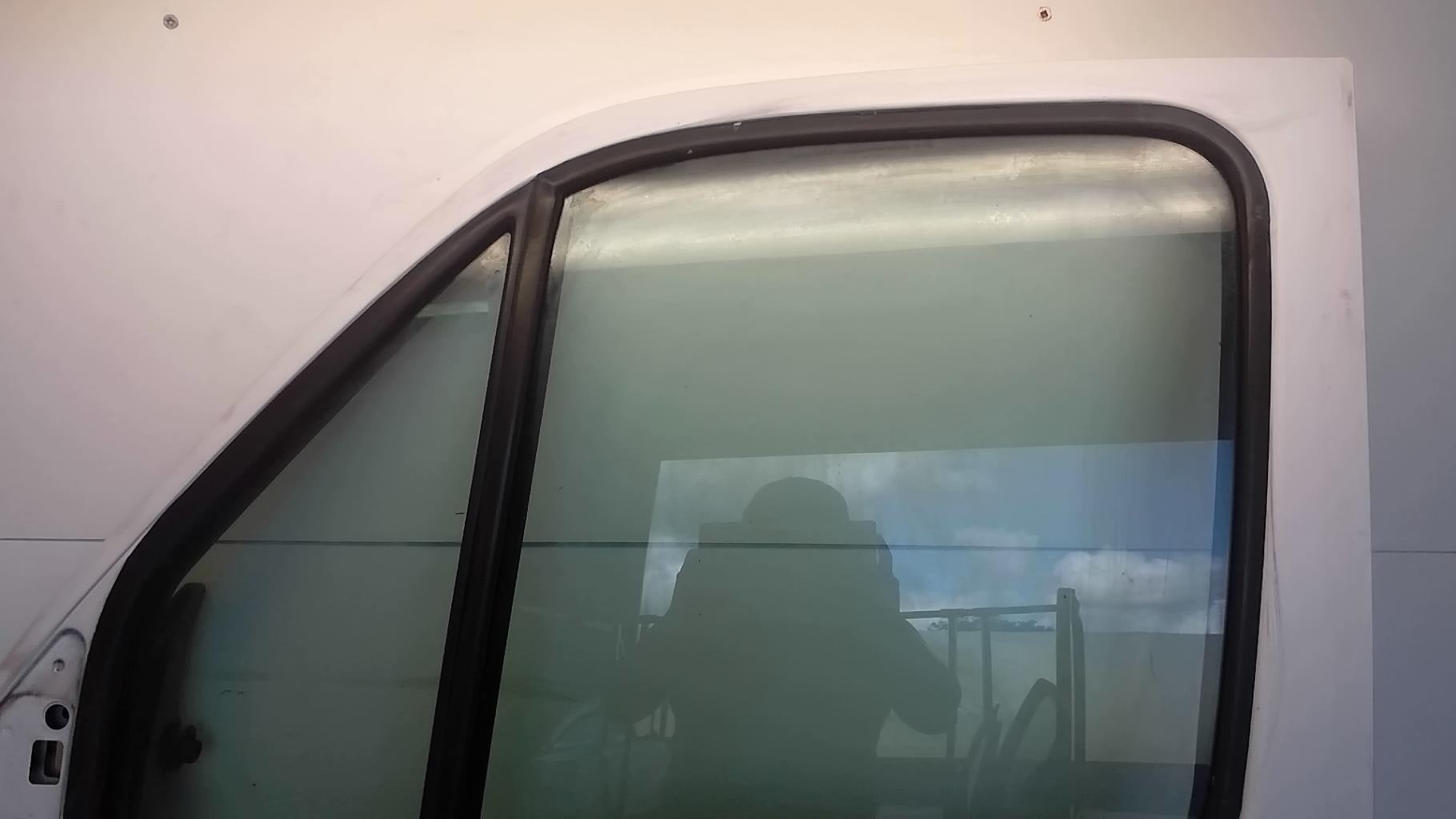 Porte avant gauche NISSAN INTERSTAR 1 Diesel - 1