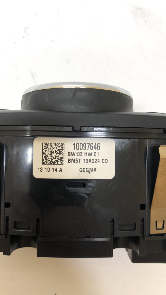 Commande de phare FORD FOCUS 3 PHASE 1 BREAK Essence - 1