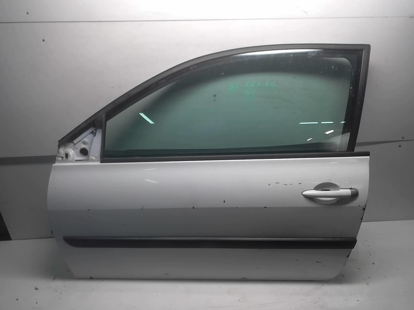 Porte avant gauche RENAULT MEGANE 2 PHASE 1 Diesel - 1