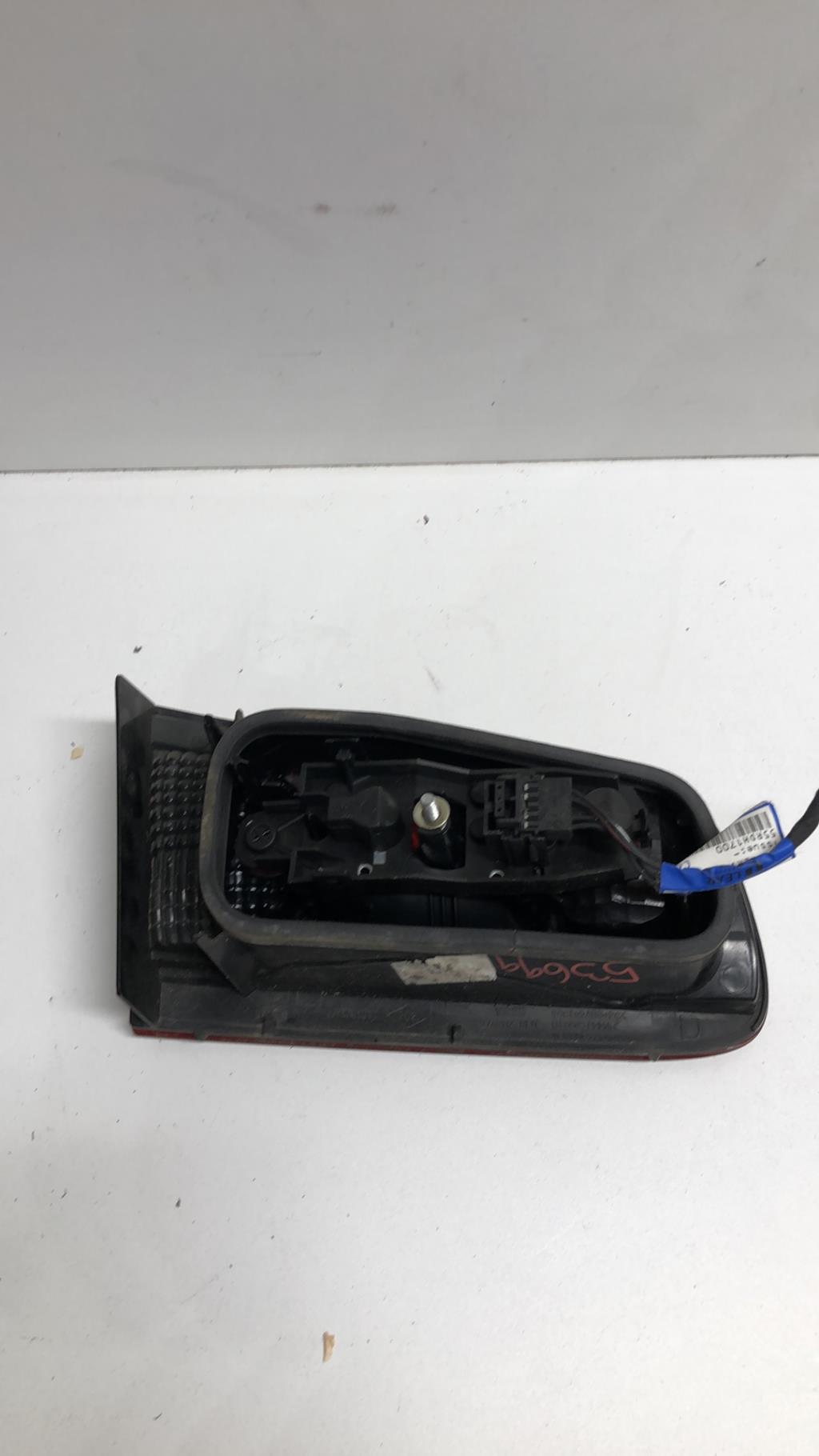 Feu arriere secondaire droit (feux) RENAULT LAGUNA 2 PHASE 2 Diesel - 1