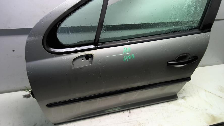 Porte Avant Gauche Pour Peugeot 207 - Référence 9002X5, Occasion, Couleur Noire, Garantie 24 Mois