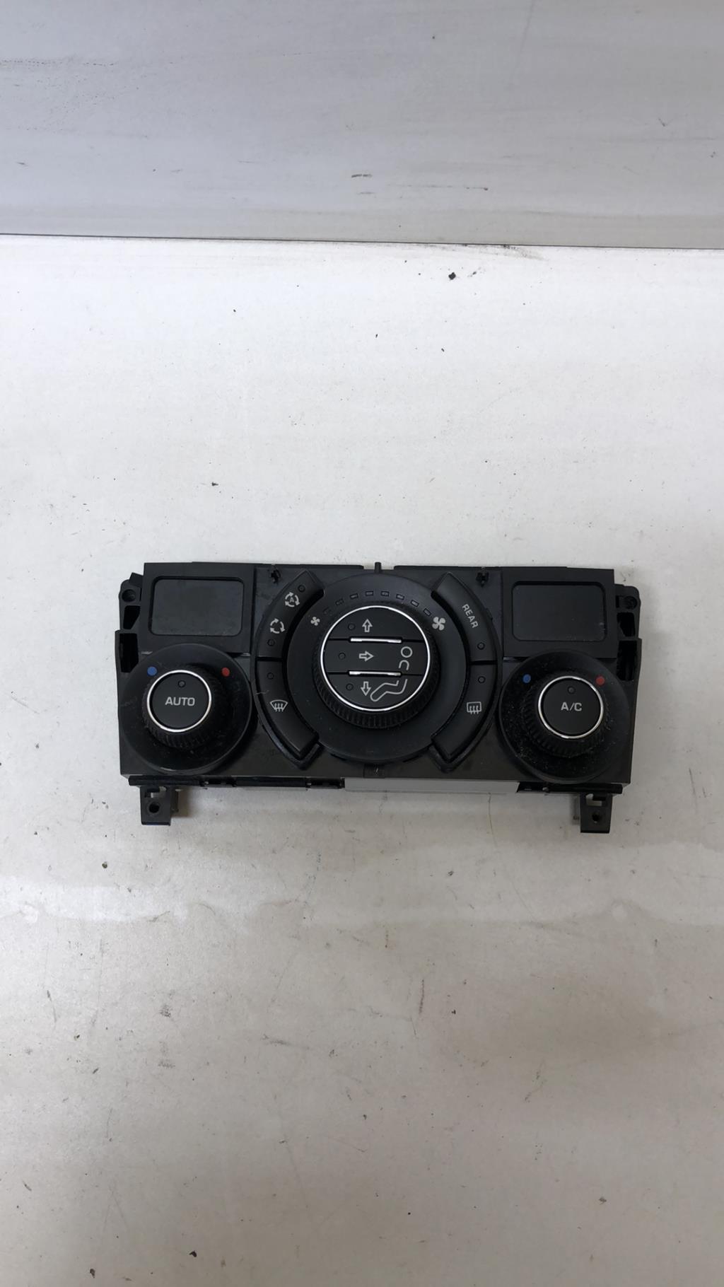 Commande chauffage PEUGEOT 5008 1 PHASE 1 Diesel - 1