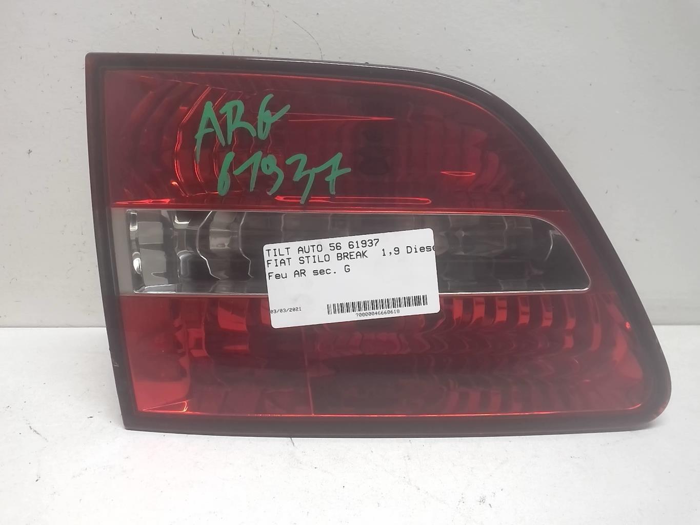 Feu arriere secondaire gauche (feux) FIAT STILO BREAK Diesel - 1