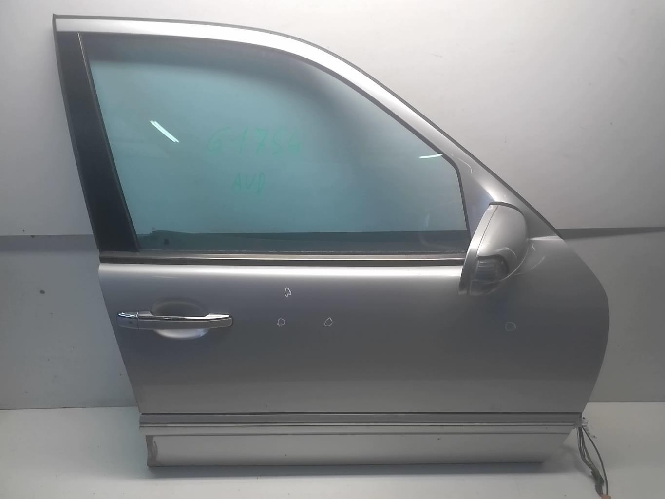 Porte avant droit MERCEDES CLASSE E 210 PHASE 2 BREAK Diesel - 1