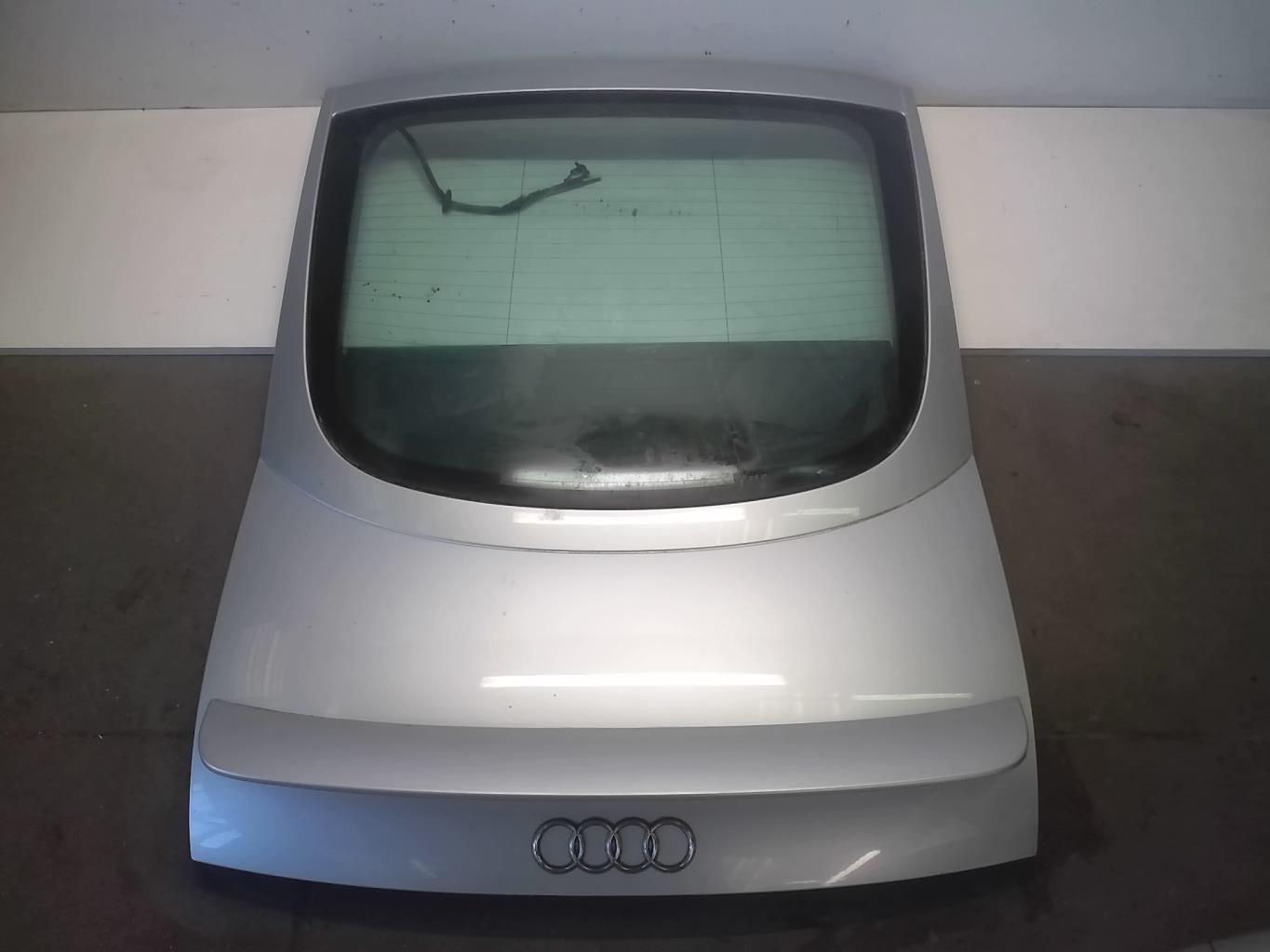 Malle/Hayon arriere AUDI TT 1 COUPE Essence - 1