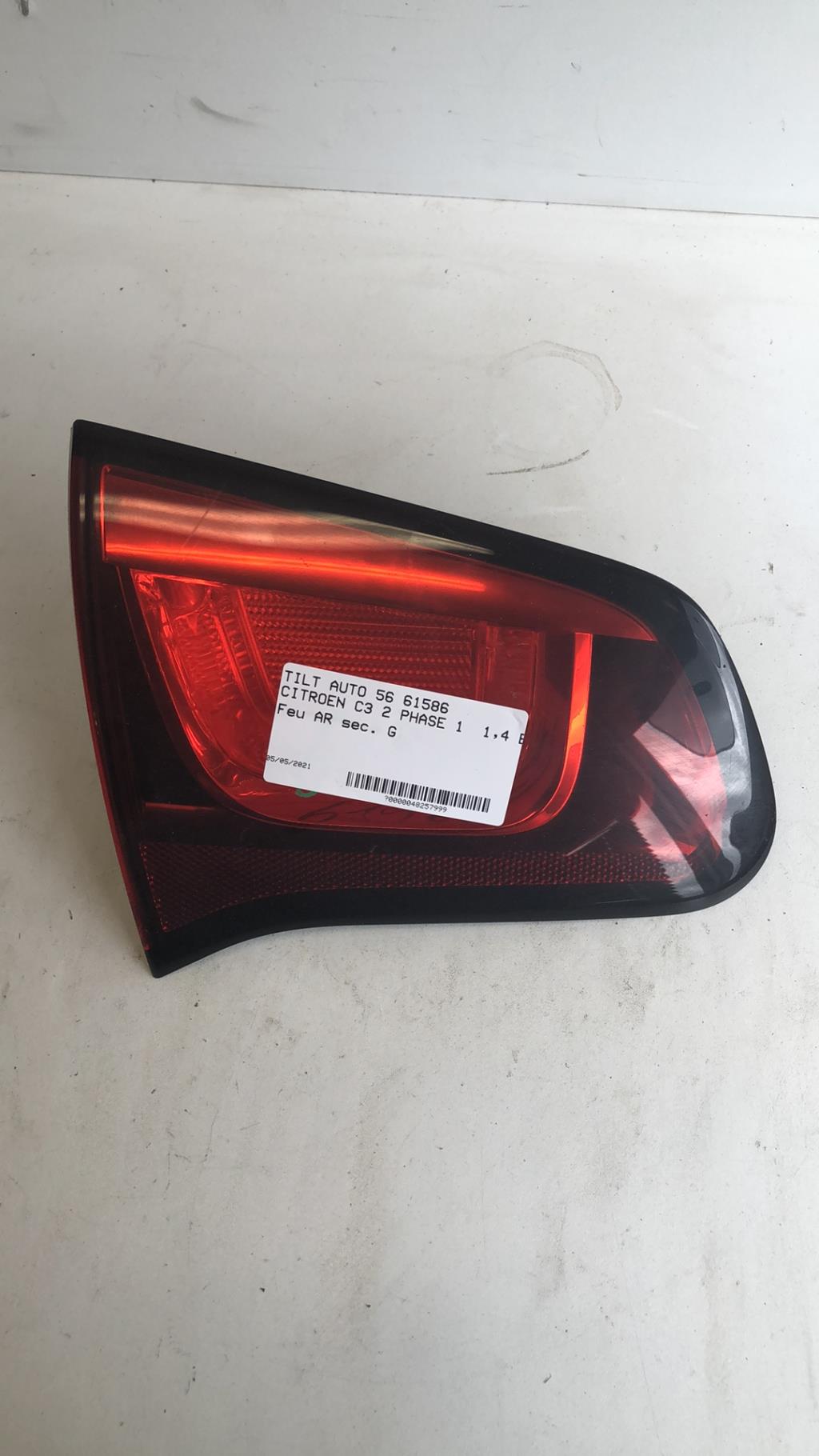 Feu arriere secondaire gauche (feux) CITROEN C3 2 PHASE 1 Essence - 1