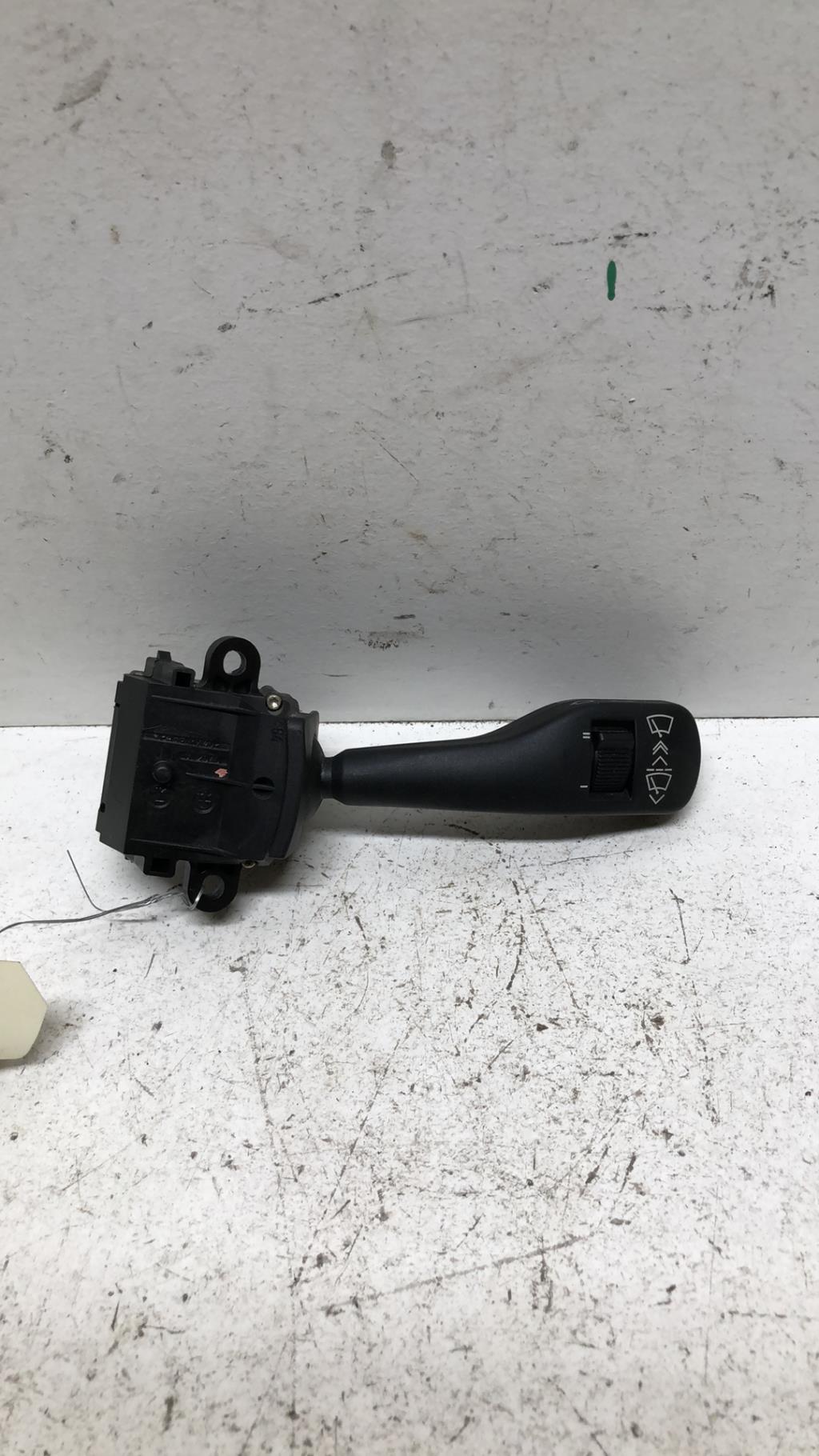 Commodo d'essuie glaces BMW X3 E83 PHASE 1 Diesel - 1