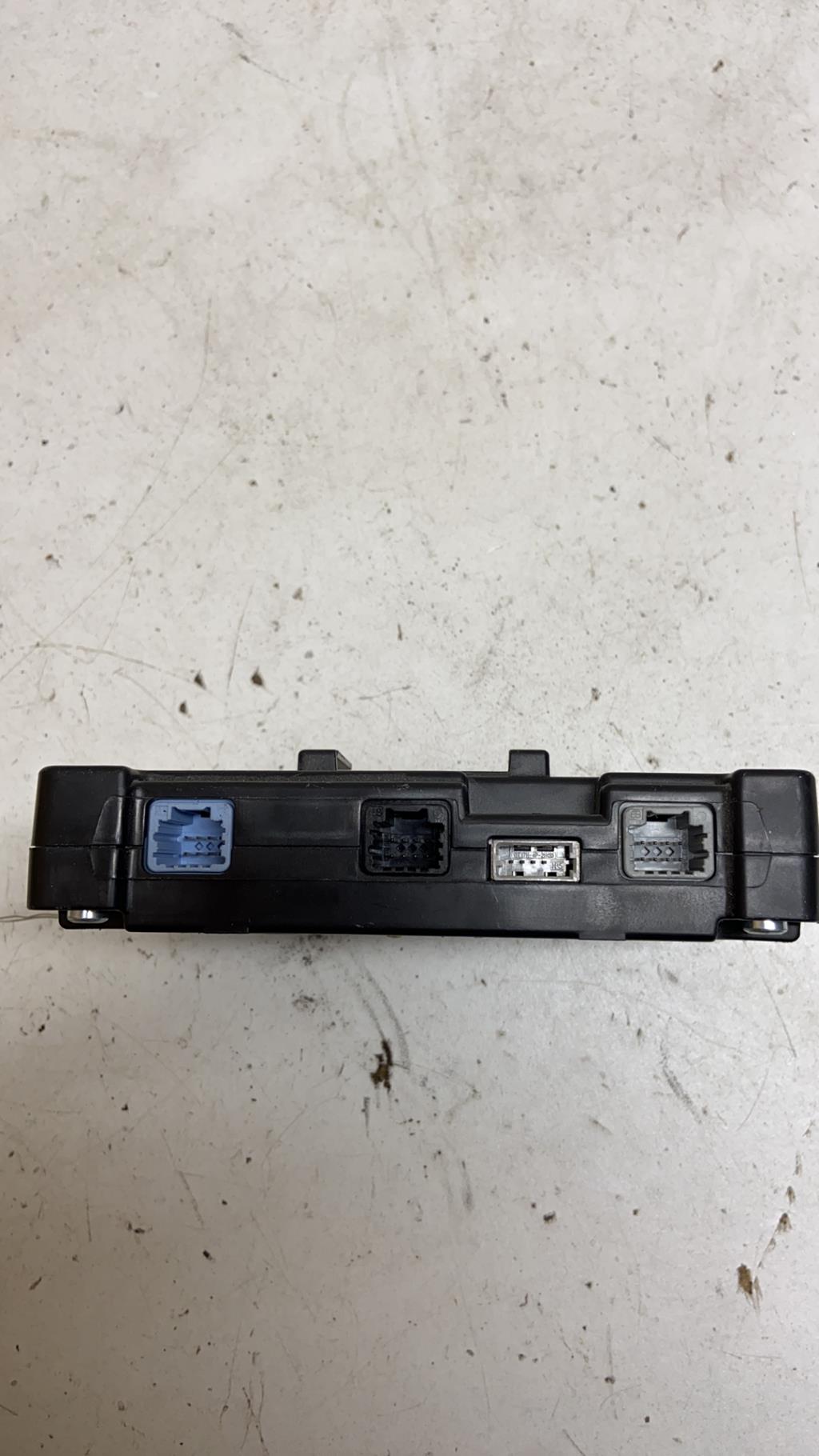 Relais electrique RENAULT CLIO 3 PHASE 2 Essence - 1