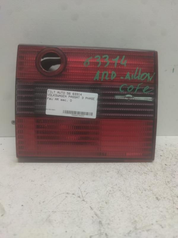 Feu arriere secondaire droit (feux) VOLKSWAGEN PASSAT 3 PHASE 2 BREAK Diesel - 1