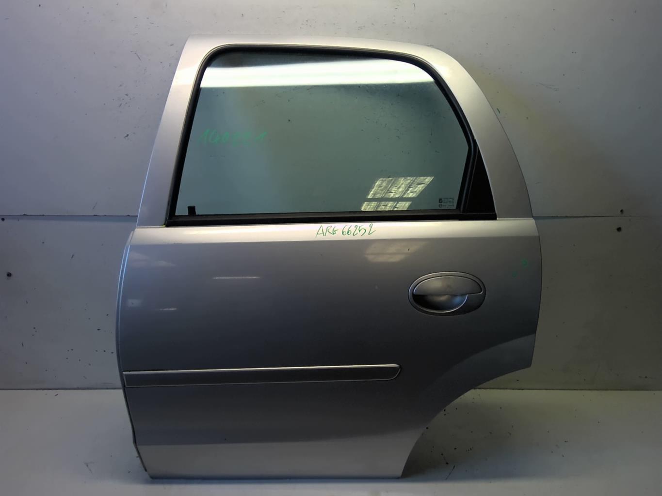 Porte arriere gauche OPEL CORSA C PHASE 1 Essence - 1