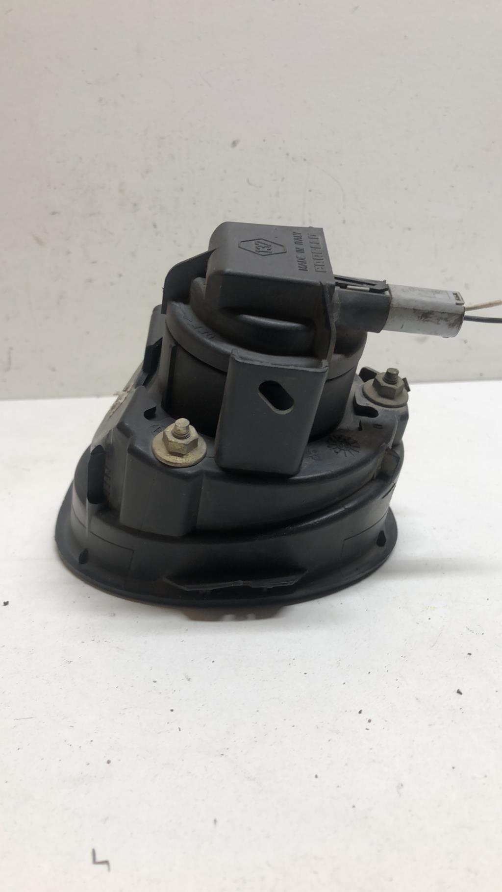 Anti brouillard gauche (feux) RENAULT CLIO 2 PHASE 1 Essence - 1