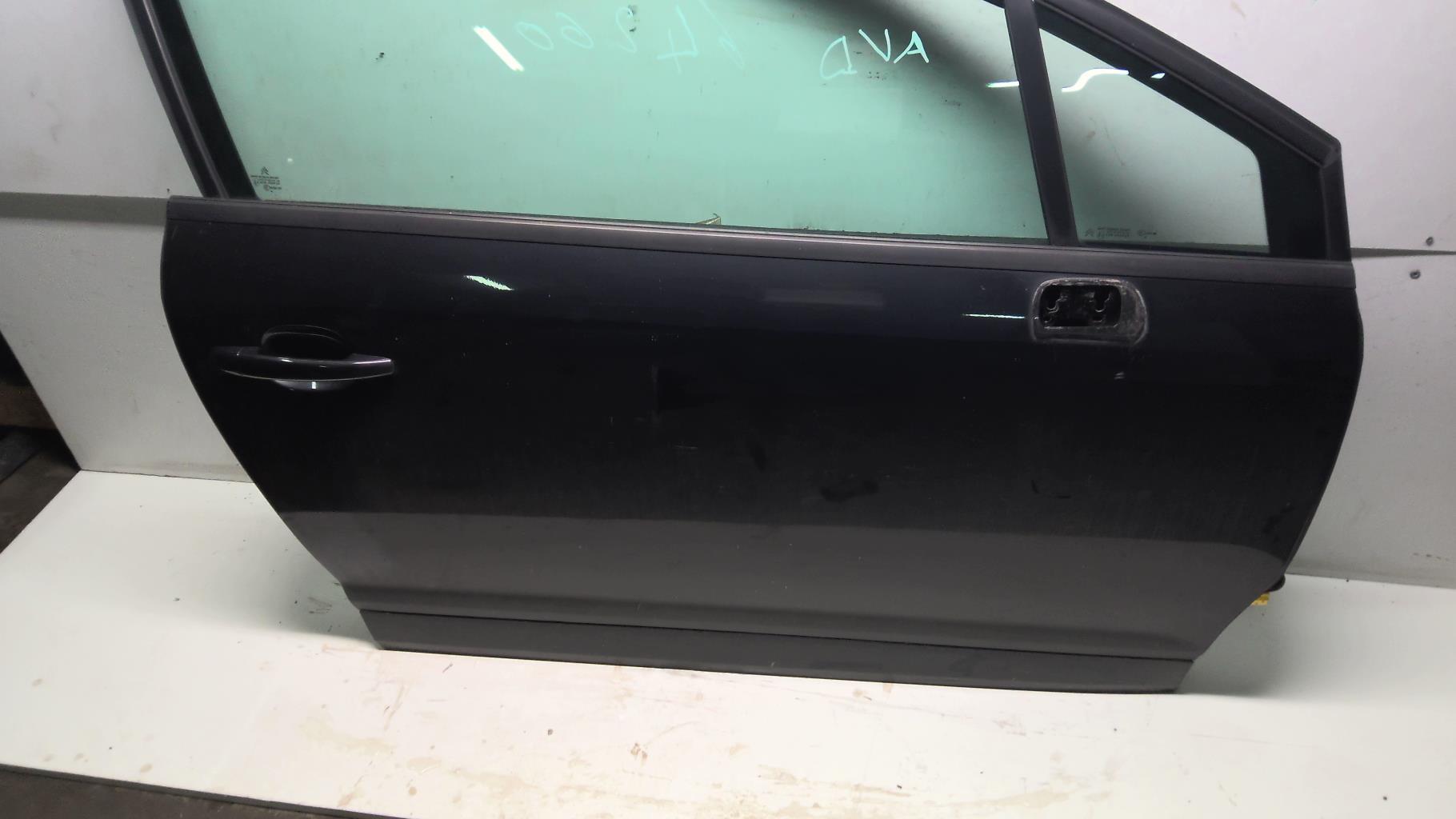 Porte avant droit CITROEN C4 1 PHASE 1 COUPE Diesel - 1