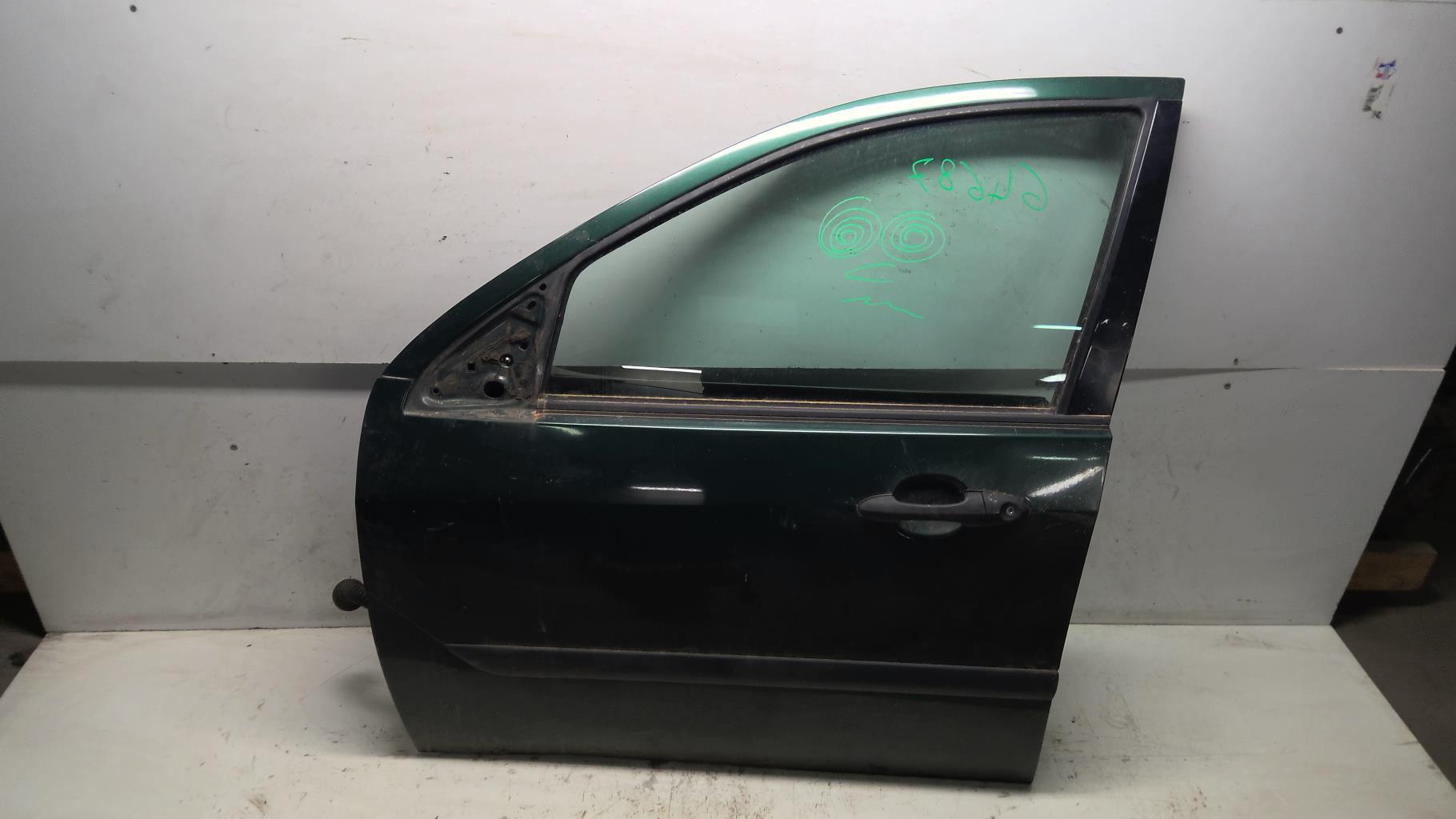 Porte avant gauche FORD FOCUS 1 BREAK Diesel - 1