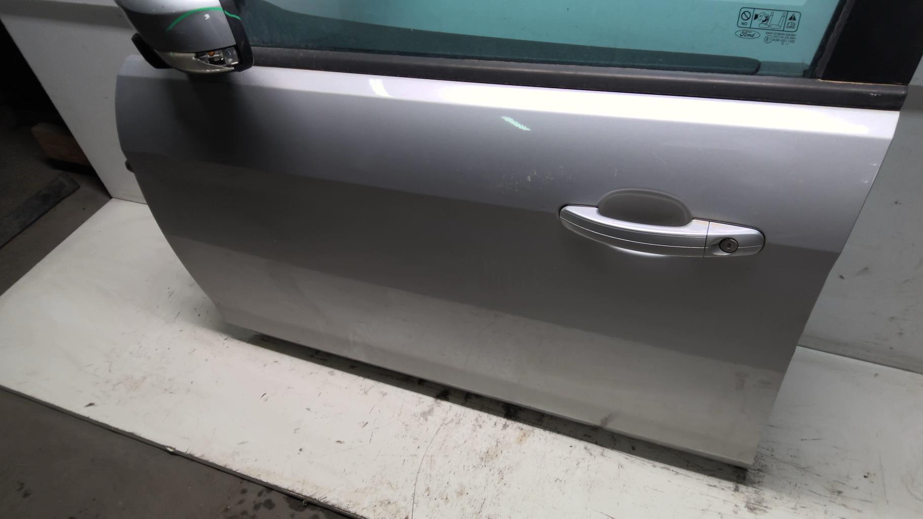 Porte avant gauche FORD FOCUS 2 PHASE 2 Diesel - 1