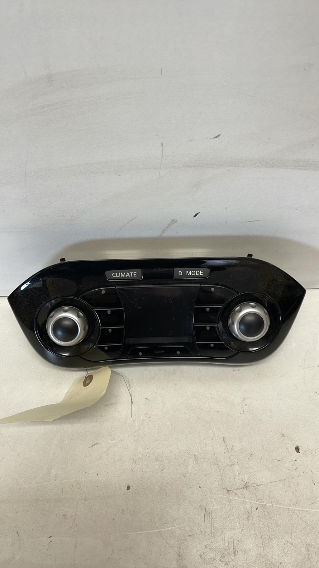 Commande chauffage NISSAN JUKE 1 PHASE 1 Essence - 1