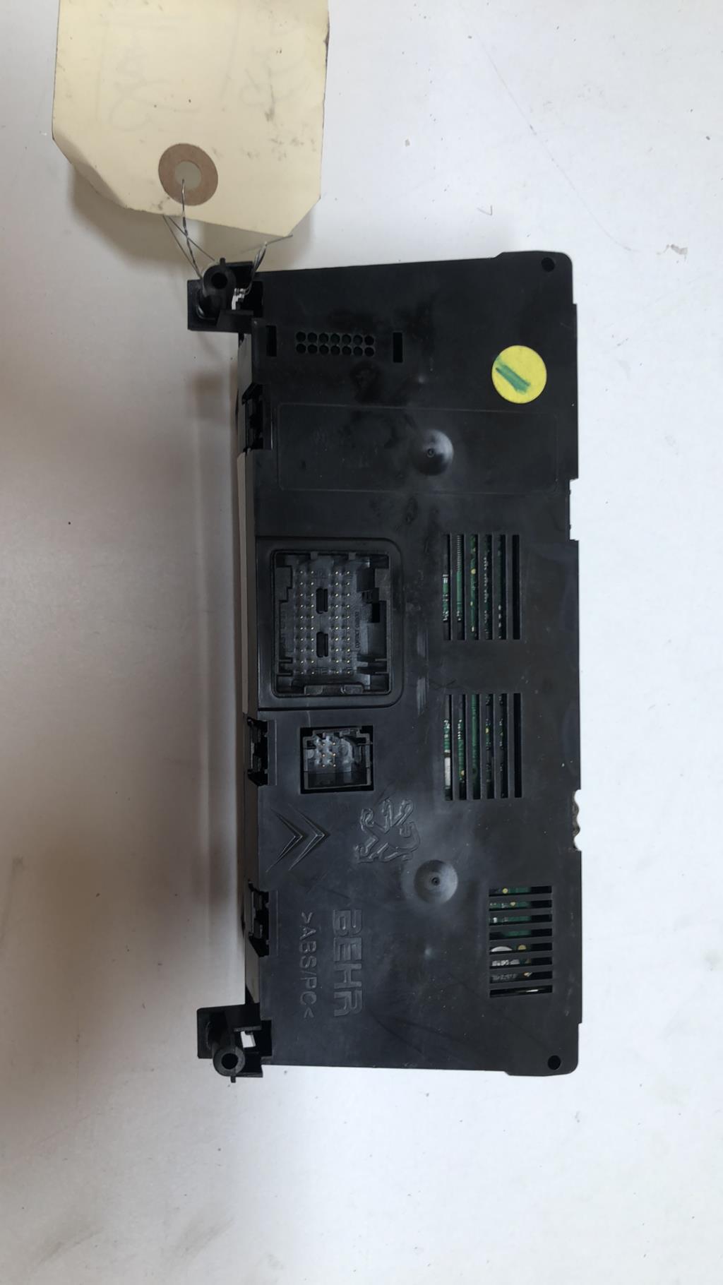 Commande chauffage PEUGEOT 3008 1 PHASE 1 Diesel - 1
