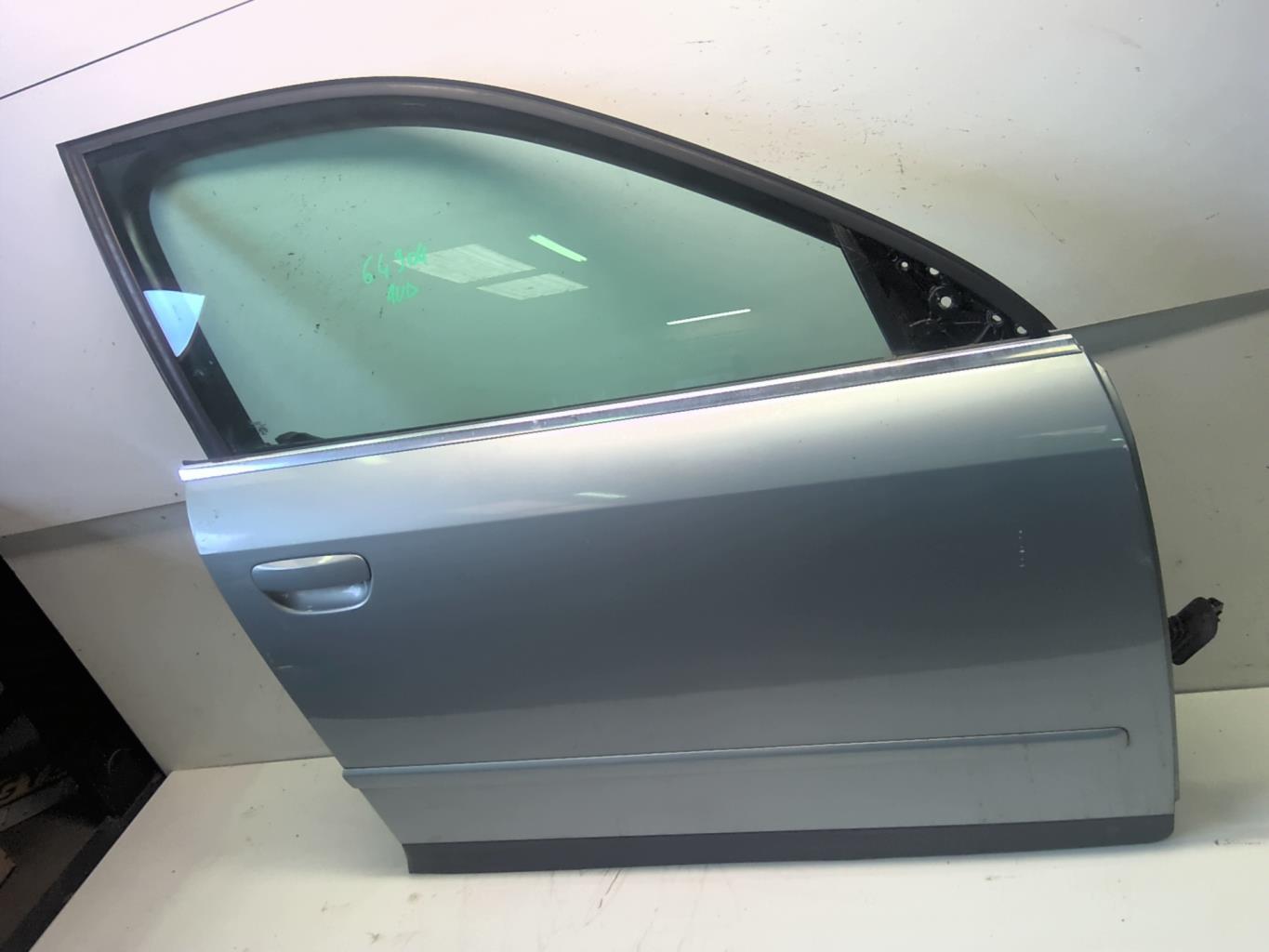 Porte avant droit AUDI A4 2 PHASE 1 Diesel - 1