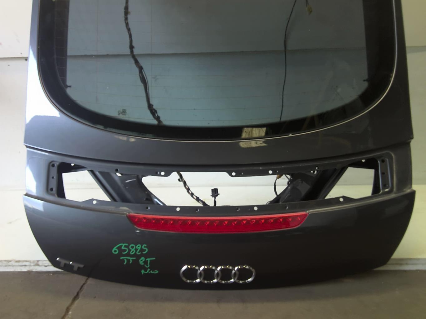 Malle/Hayon arriere AUDI TT 2 COUPE PHASE 1 Essence - 1