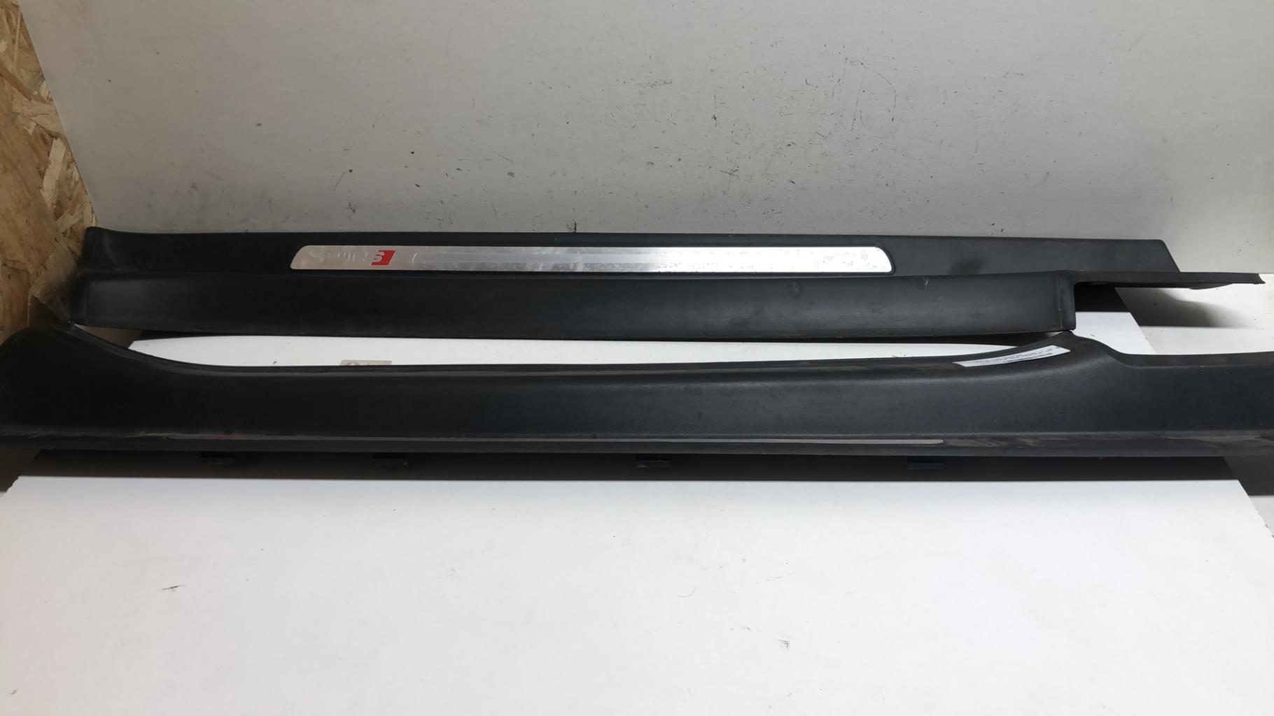 Baguette de porte avant gauche AUDI TT 2 COUPE PHASE 1 Essence - 1