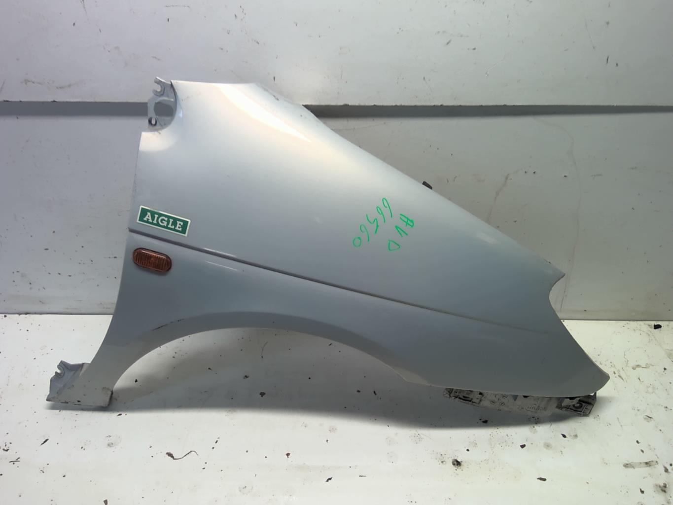 Aile avant droit RENAULT SCENIC 1 PHASE 2  - 1